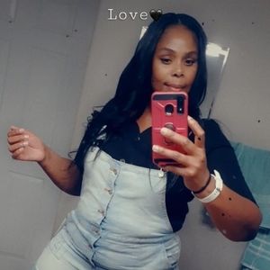 Meet your Posher, Mitchelle